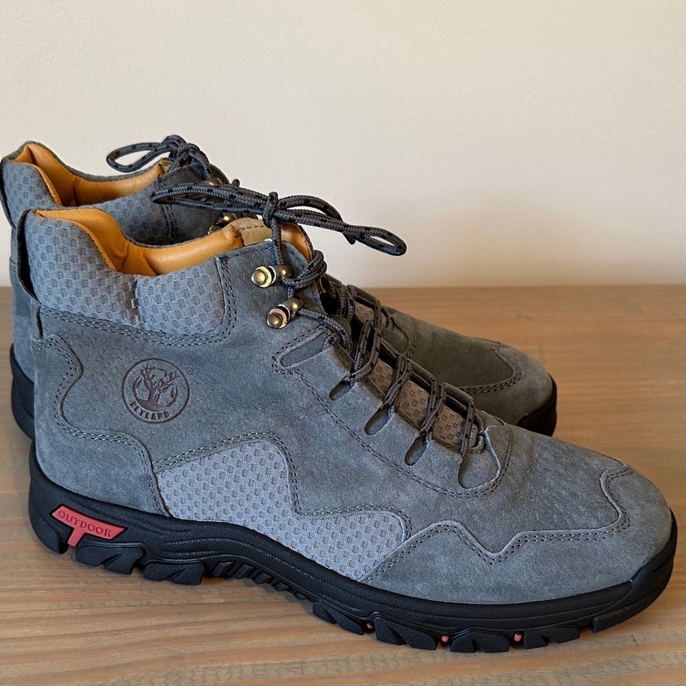 Stylish Gray Outdoor Boots